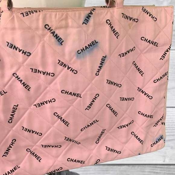**SOLD**Authentic Chanel Pink Chain Tote - Picture 5 of 8
